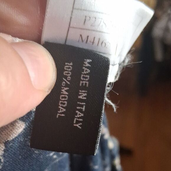 Authentic CHANEL Blue and Cream Script Blouse Size Small/Medium - Picture 16 of 16